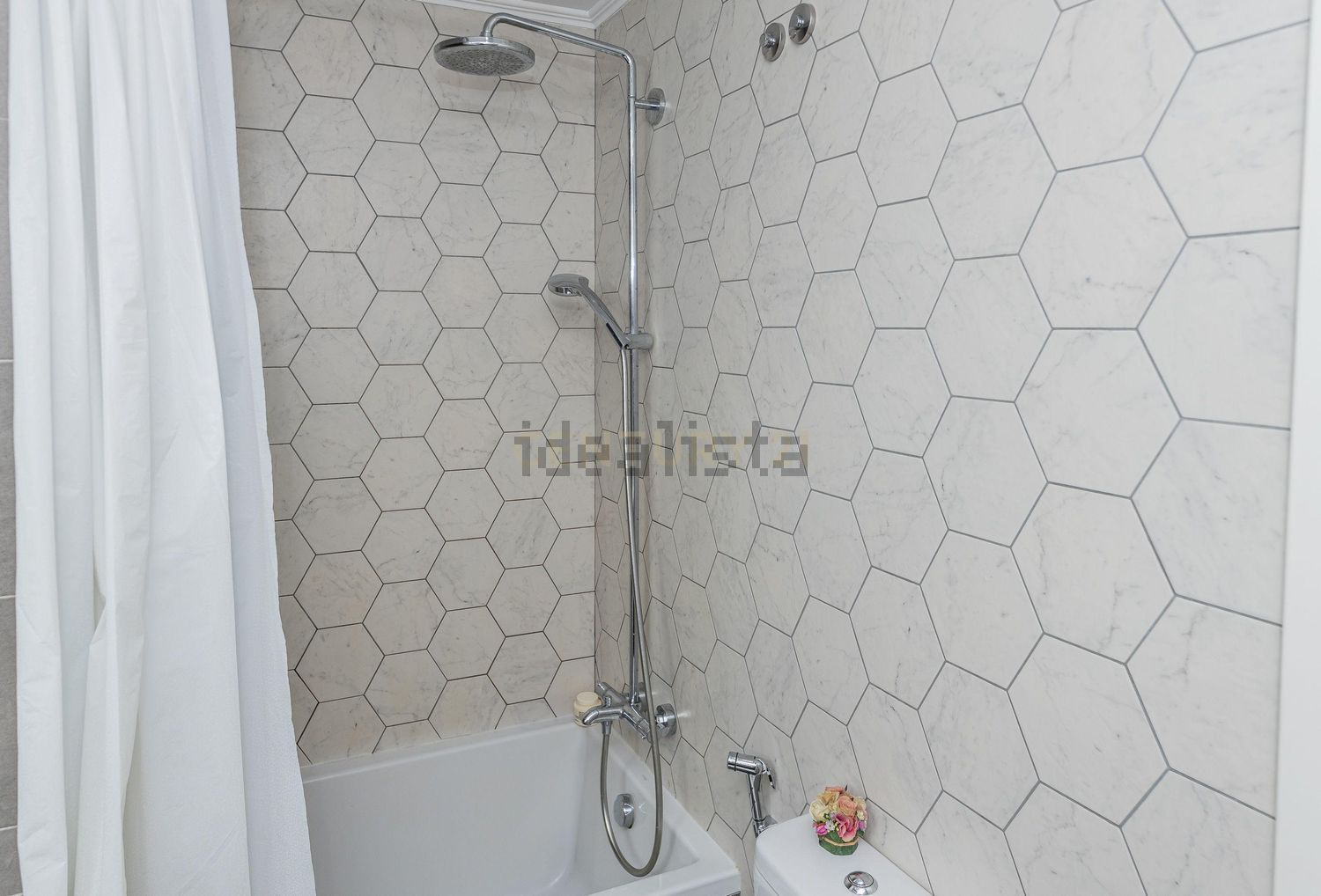 公寓 t3出售在Alto dos Moinhos - 卫生间