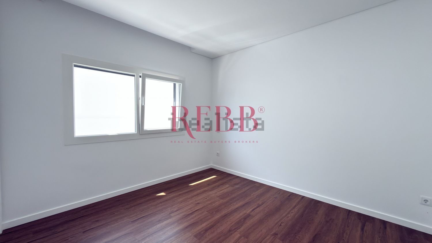 小楼房或独栋别墅出售在Rua Almada Negreiros - 居住