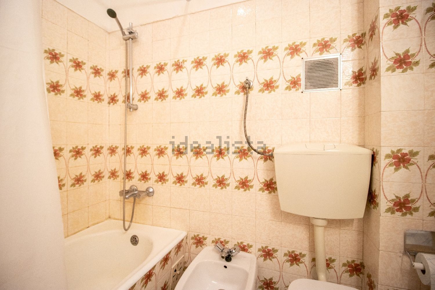 出租公寓 t2在Rua Capitães de Abril, 31 - 卫生间