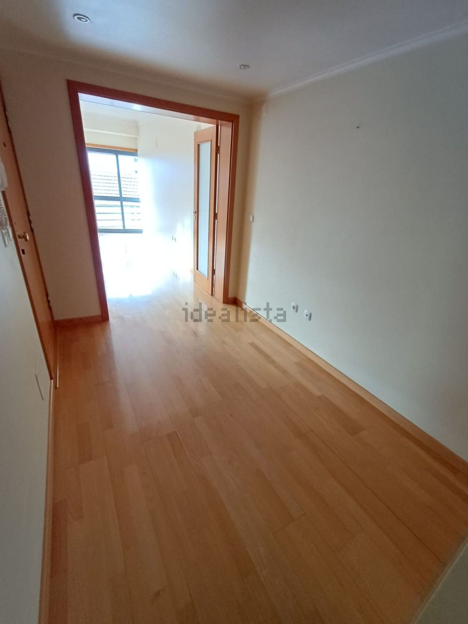 出租公寓 t3在Rua Mouzinho de Albuquerque, 27 - 前厅