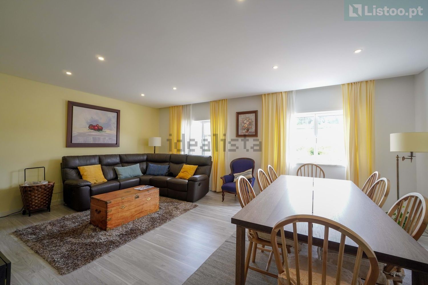 公寓 t3出售在Rua da Urmeirada - 客厅