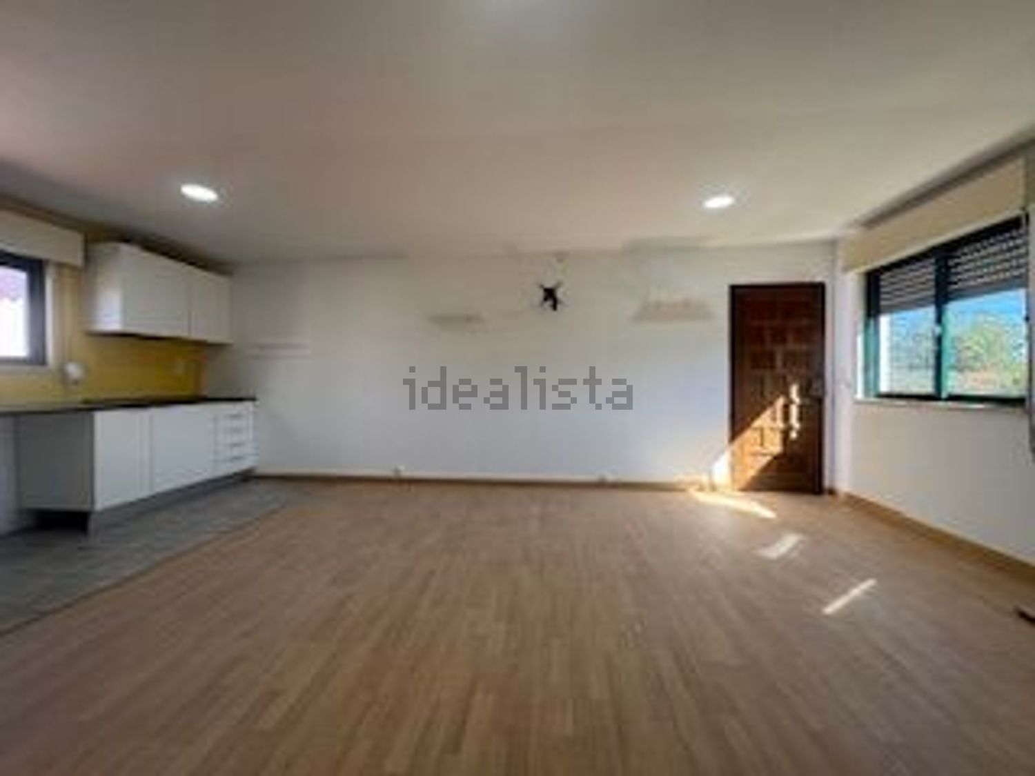 出租t0（单人公寓）在Rua Miguel Cândido, 13 - 居住