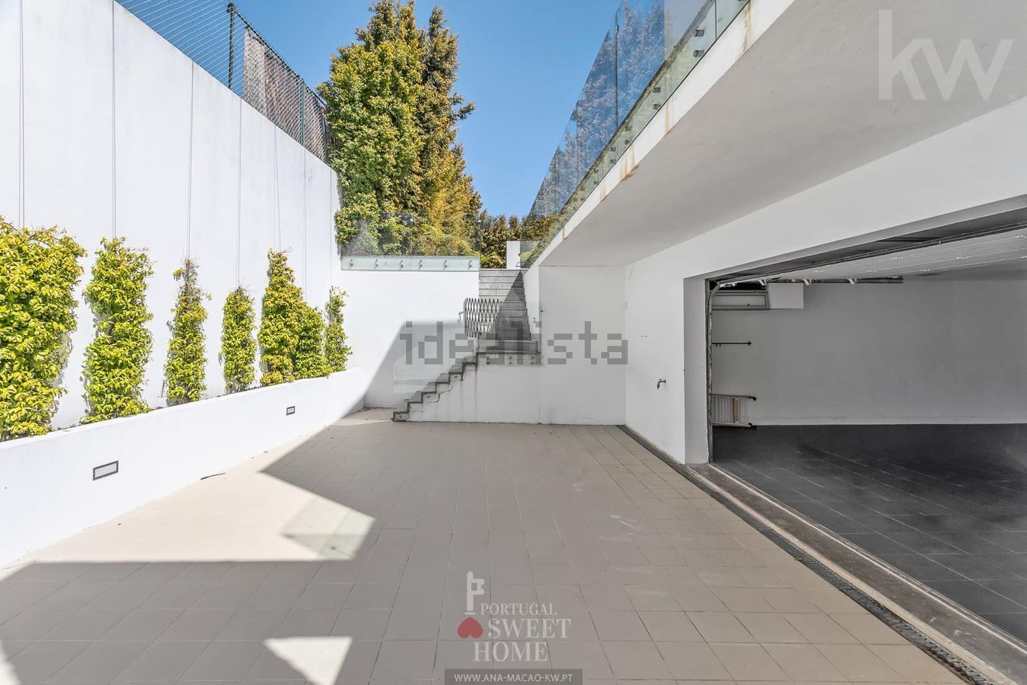 小楼房或独栋别墅出售在Beloura - Penha Longa - 停车位