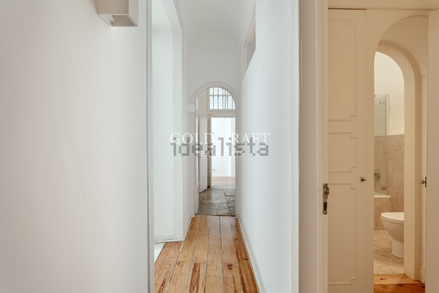 出租公寓 t3在Rua das Janelas Verdes - 过道