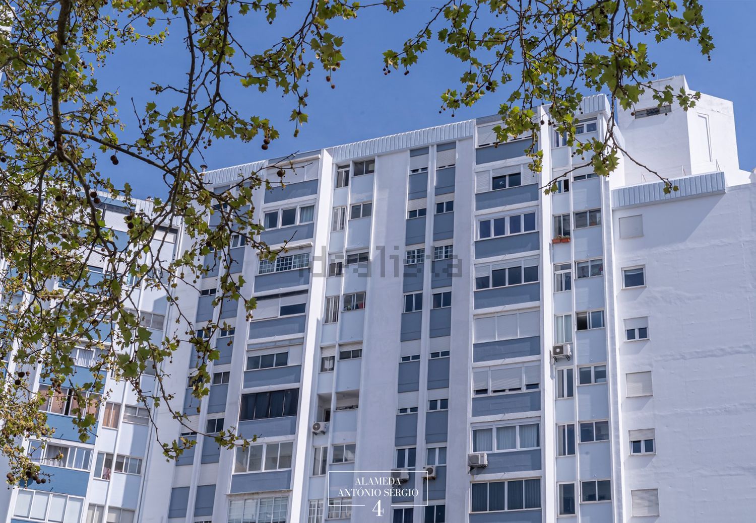 出租公寓 t2在Alameda António Sérgio, 4 - 视线