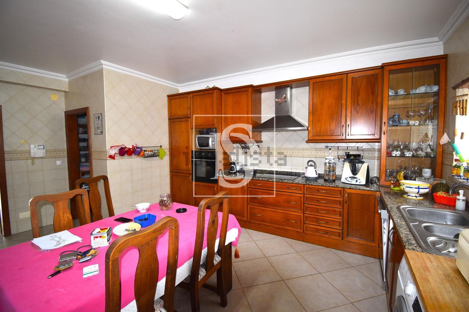 小楼房或独栋别墅出售在Encarnação - 厨房