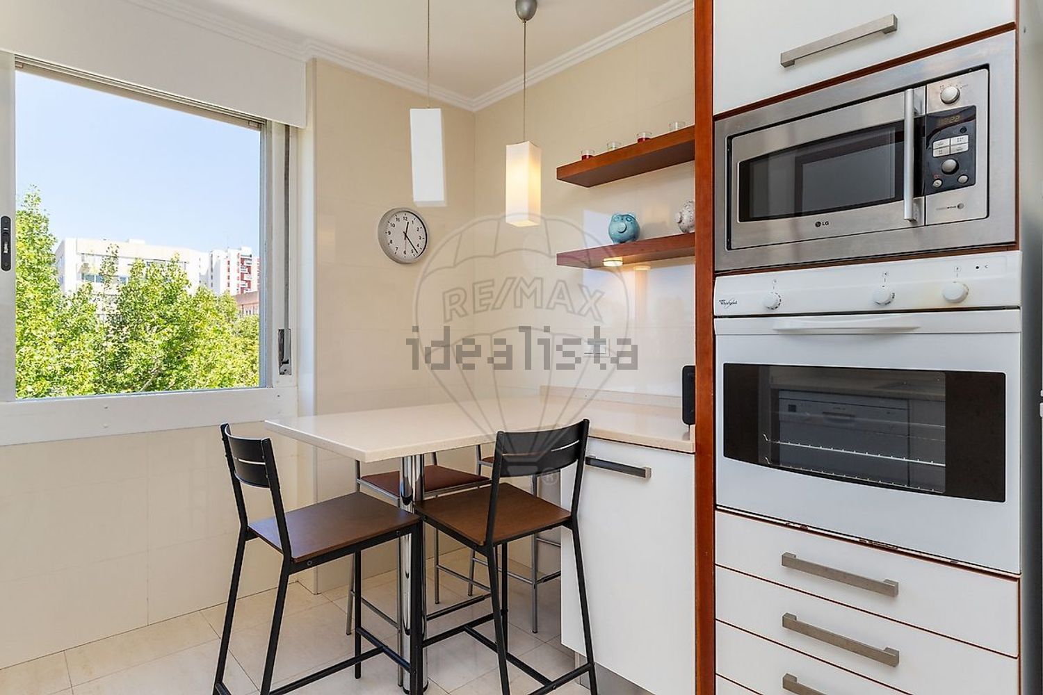 出租公寓 t2在Rua Maria Brown - 客厅