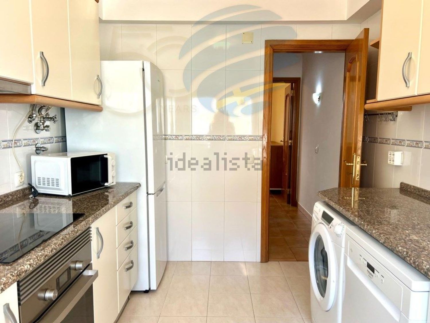 出租小楼房或独栋别墅在Talaíde - 厨房