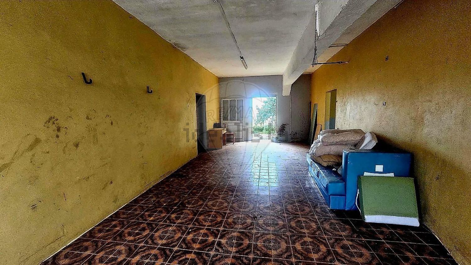 小楼房或独栋别墅出售在Ventosa - 过道