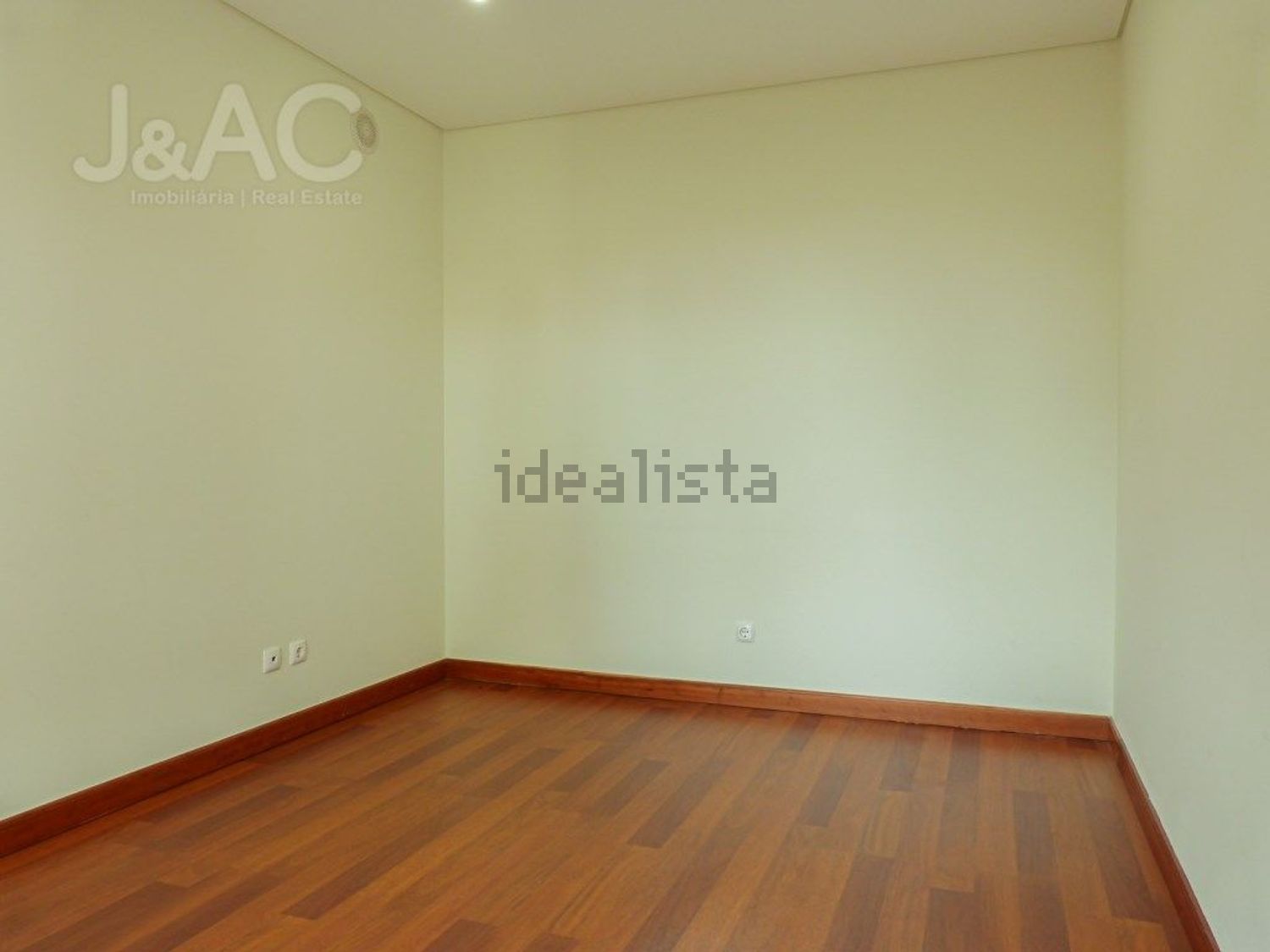 出租双拼别墅在Rua Cedros, 37 - 卧室