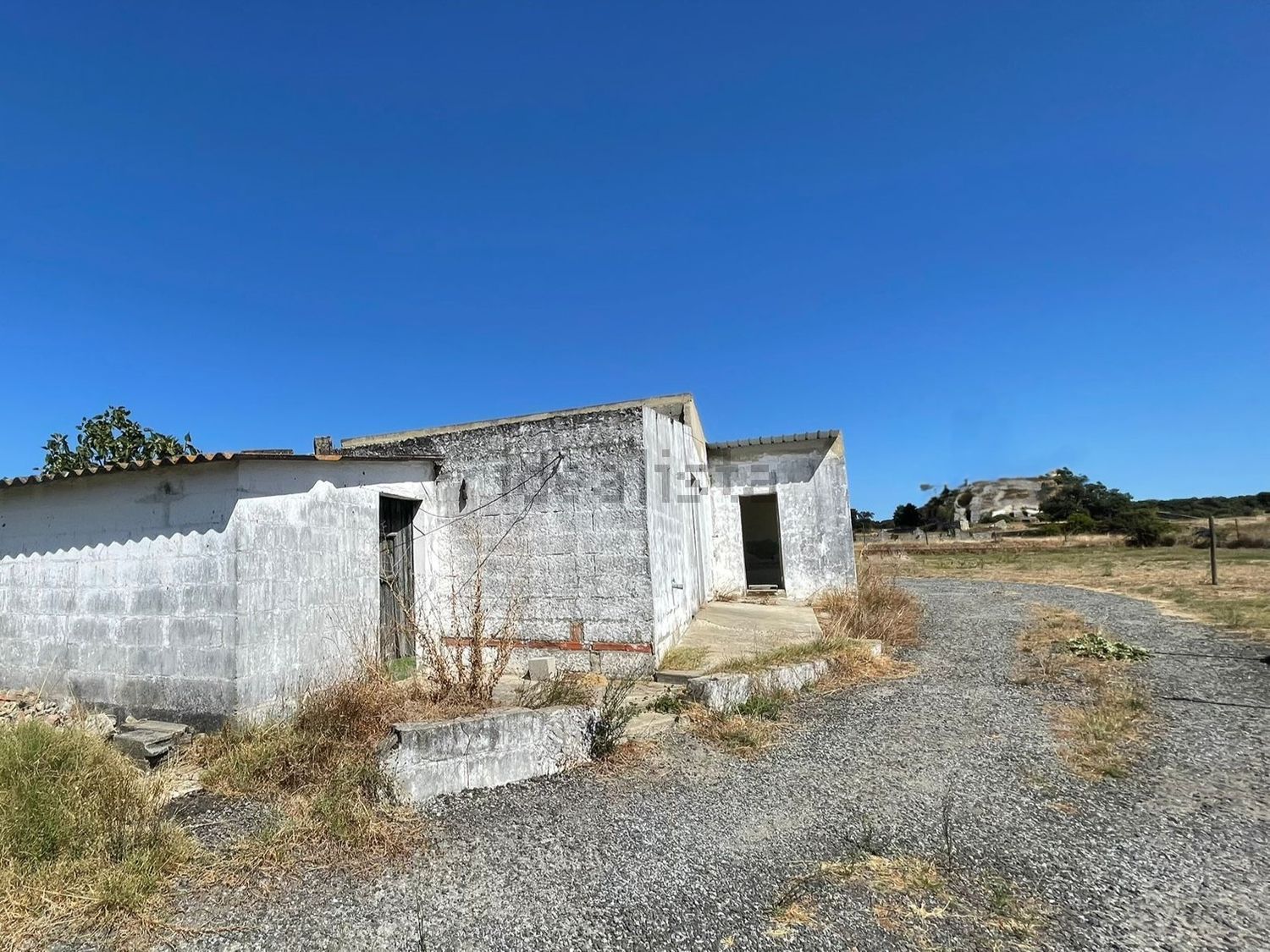 小楼房或独栋别墅出售在Palhais e Coina - 外立面