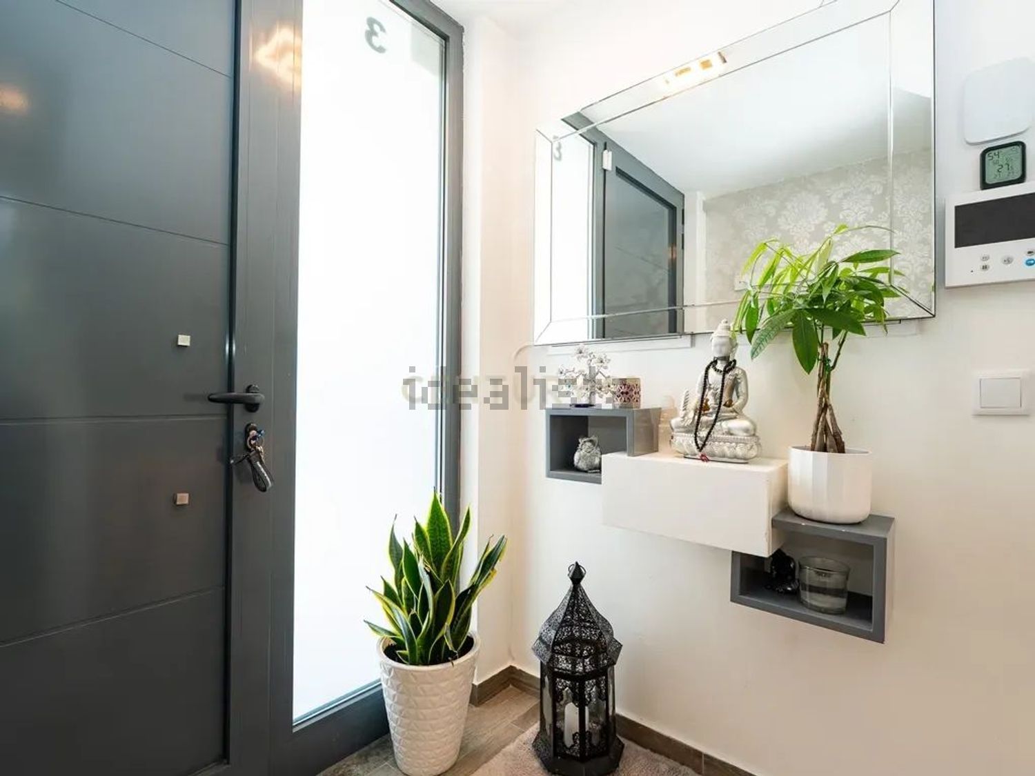 小楼房或独栋别墅出售在Rua dos Calços - 前厅