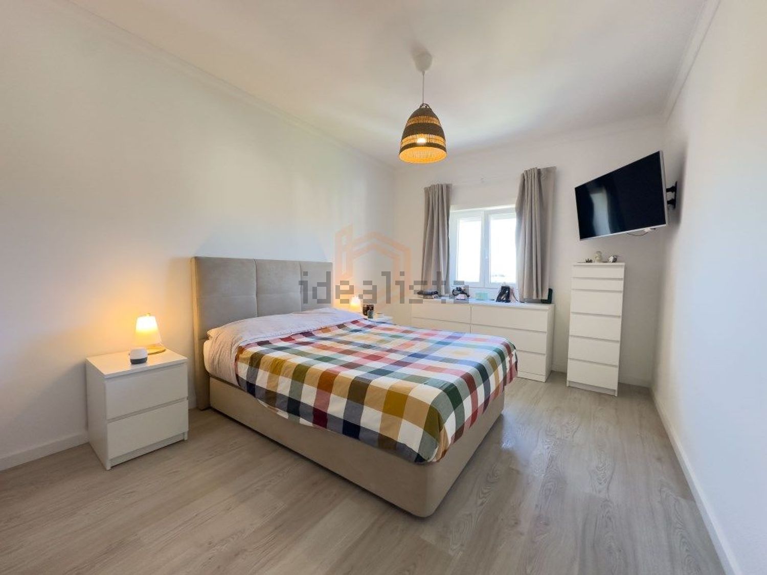 公寓 t3出售在Rua Doutor César Raúl da Costa Andrade - 卧室