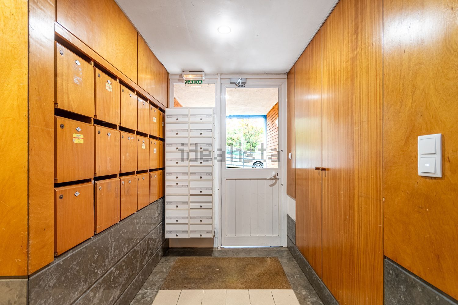 T0（单人公寓）出售在Rua dos Três Vales, 79 - 过道