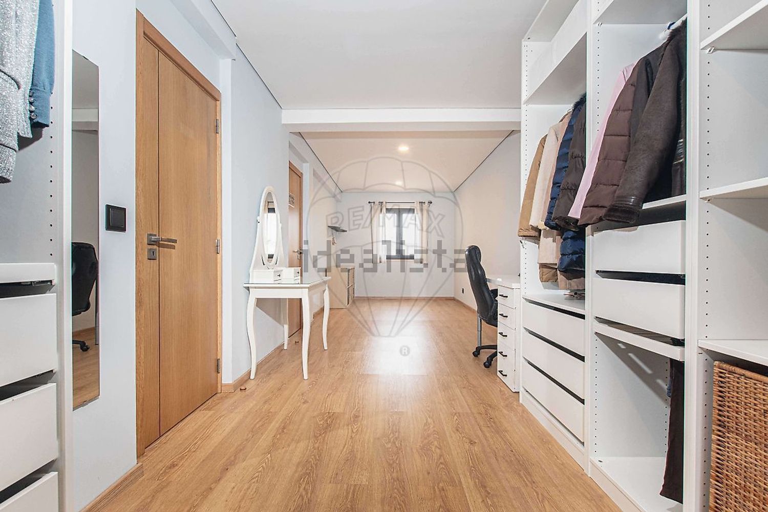 小楼房或独栋别墅出售在Rua Rui Pinto de Azevedo - 照片