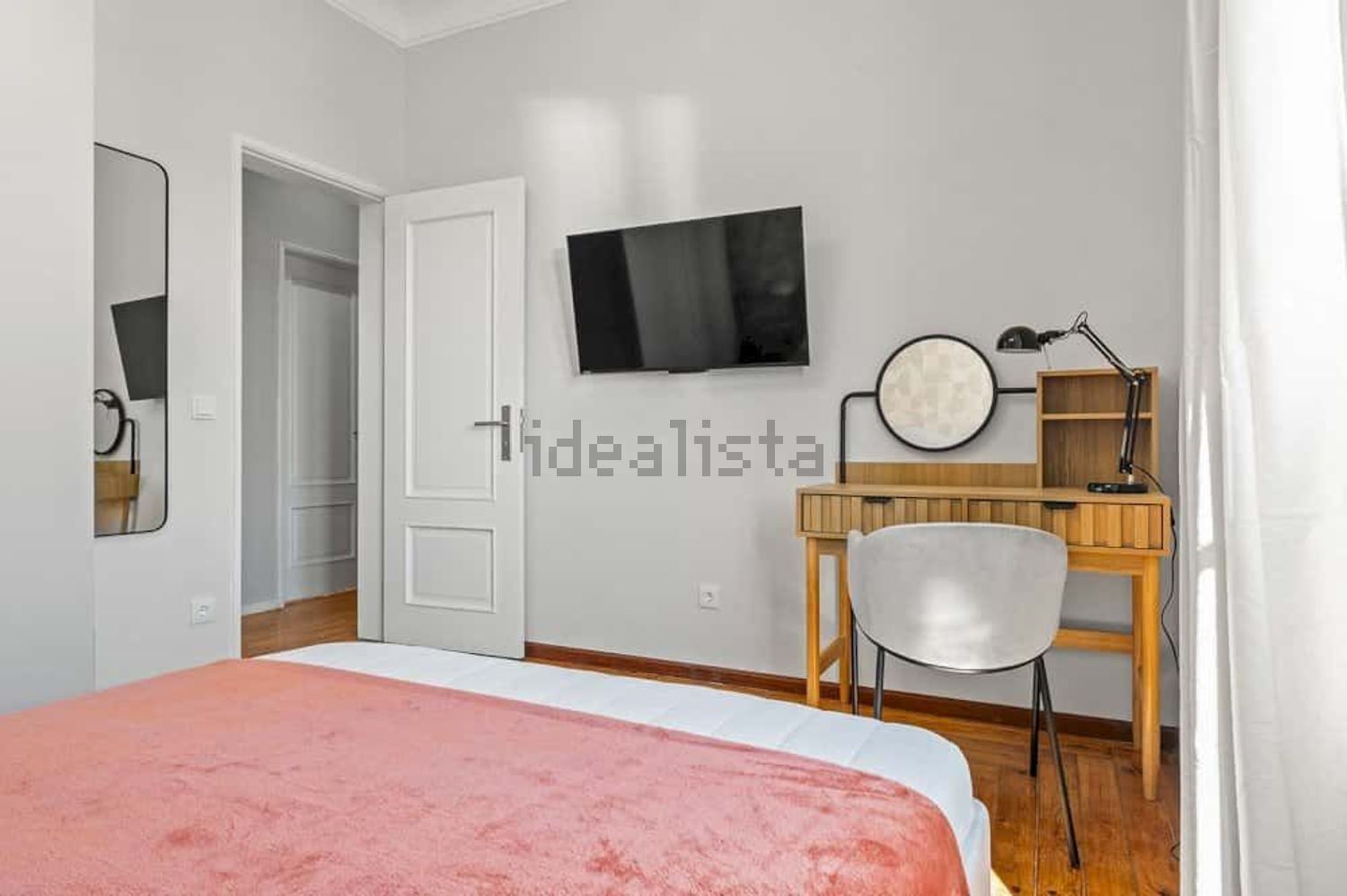 出租房间在Travessa Santo António à Graça, 2 - 卧室