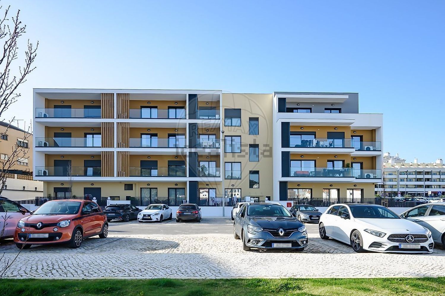 公寓 t2出售在Rua 25 de Abril - 照片