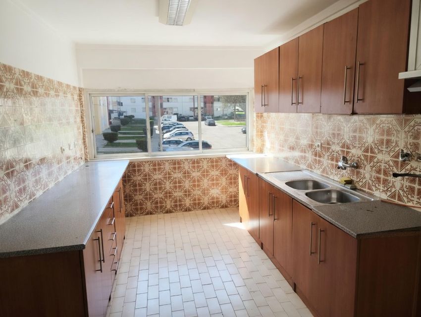 公寓 t3出售在Praceta Infante Dom Henriques