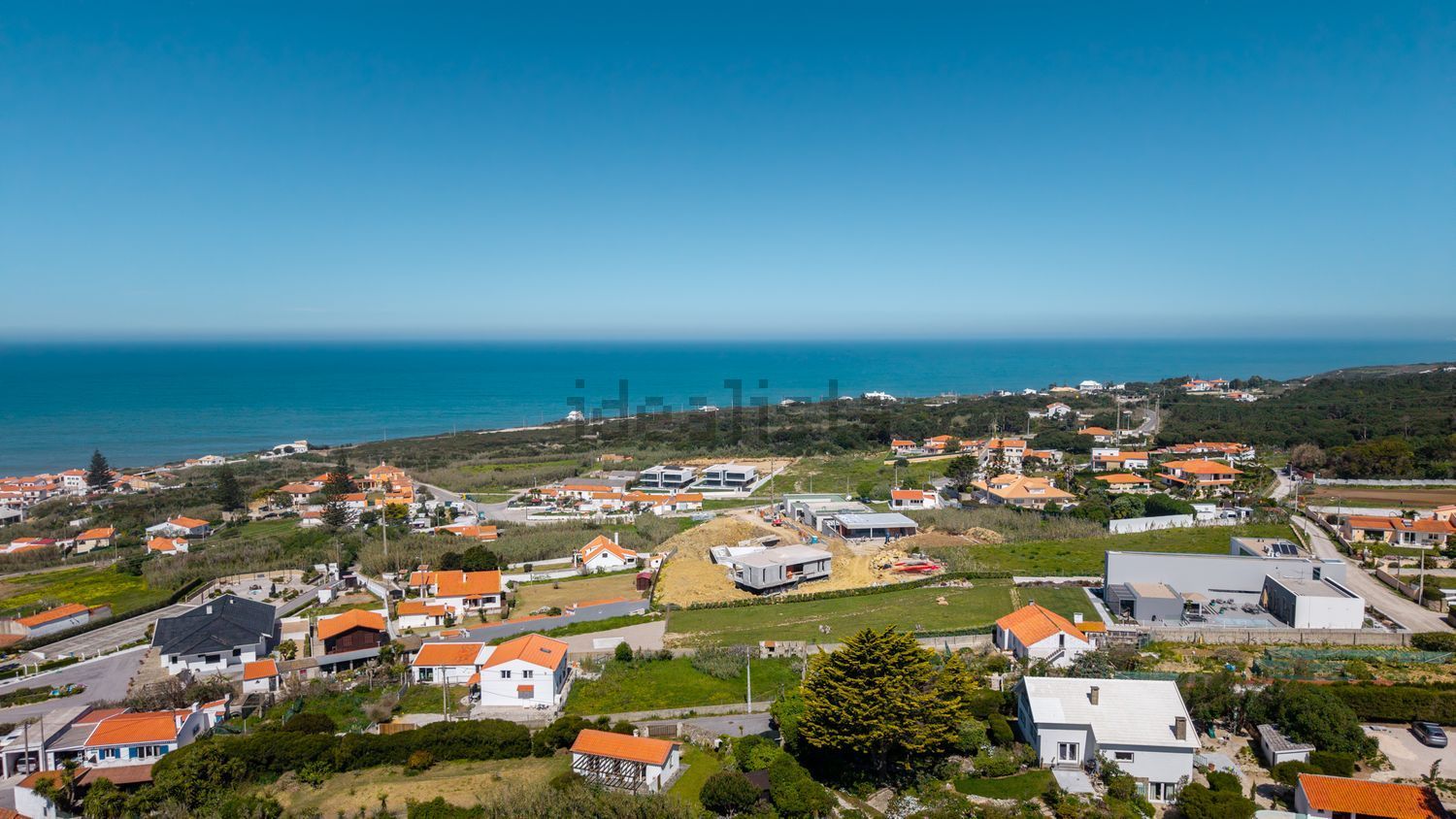 小楼房或独栋别墅出售在Rua Maria Inês Massano - 视线