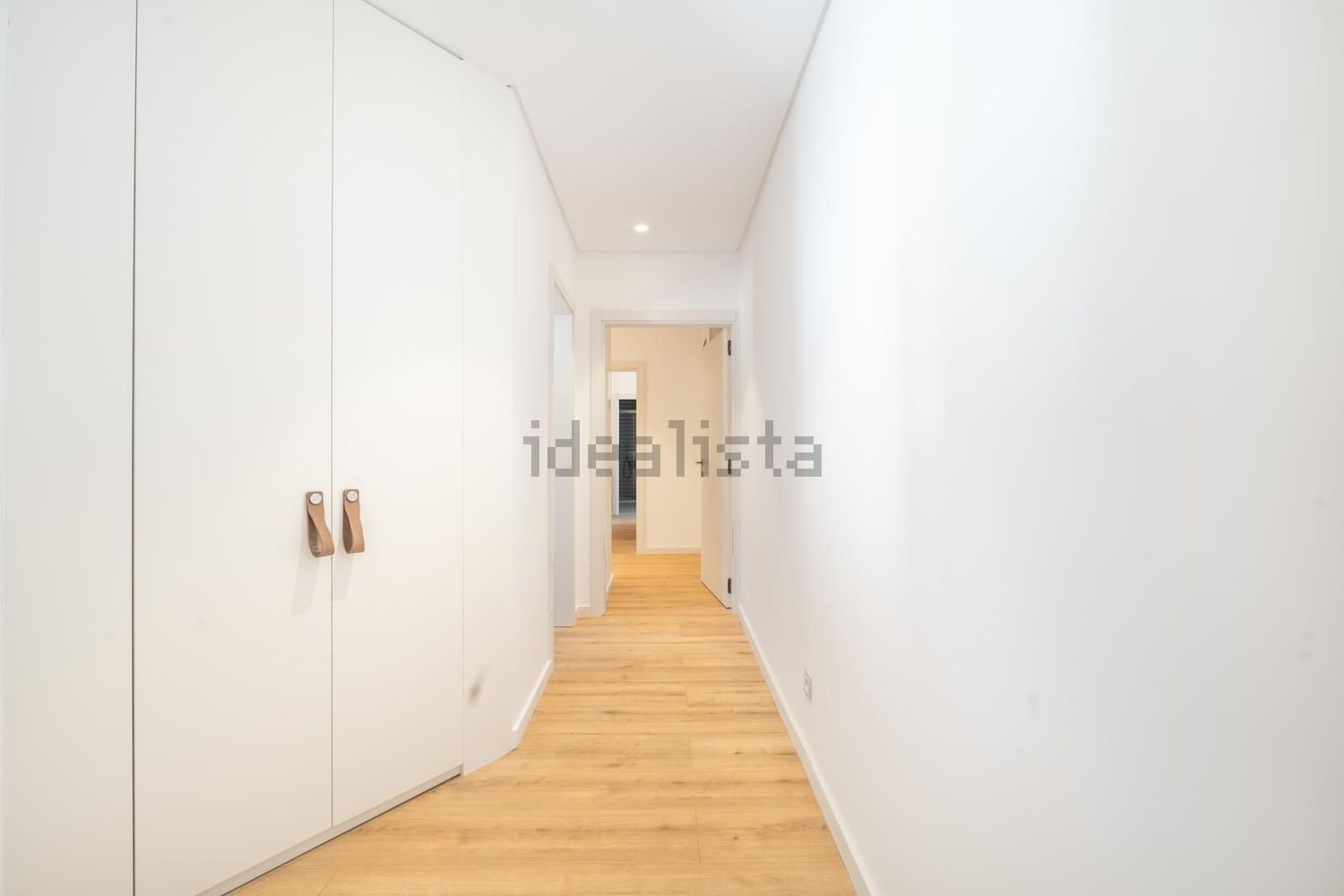 小楼房或独栋别墅出售在Beco do Algarvio - 过道