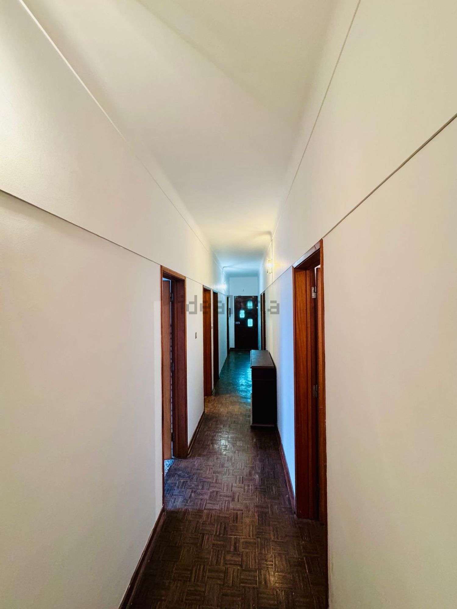 出租小楼房或独栋别墅在Rua Afonso de Albuquerque, 48 - 过道