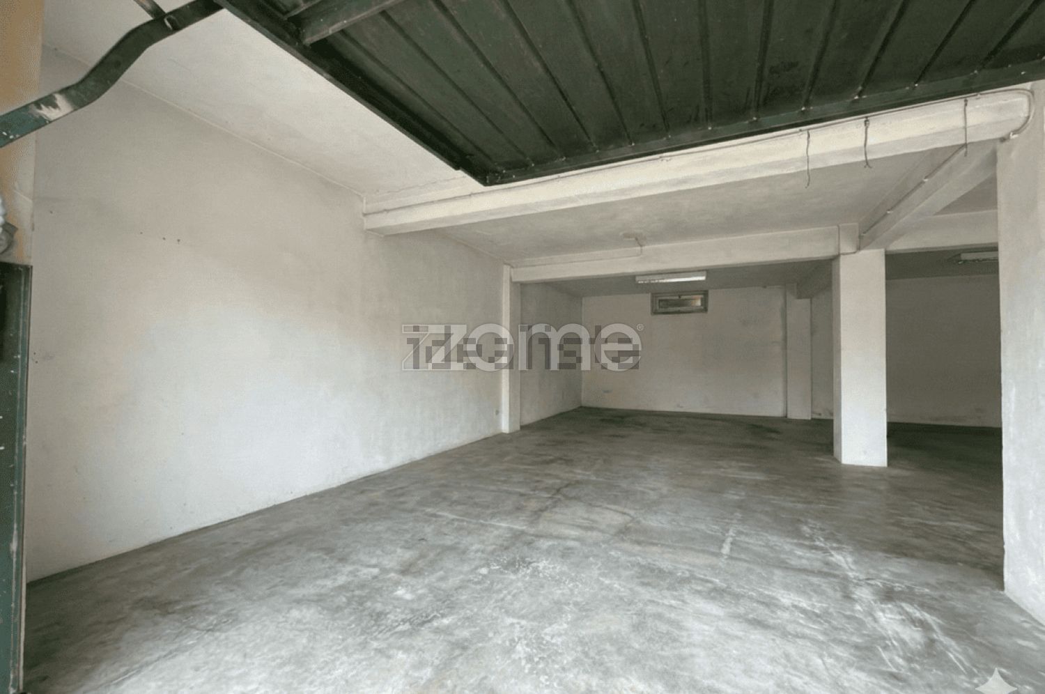 小楼房或独栋别墅出售在Rua Faustino Freitas, 31 - 停车位