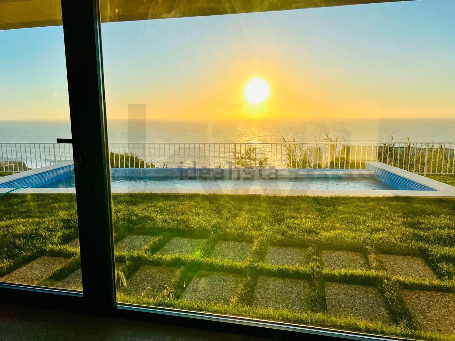 小楼房或独栋别墅出售在Rua das Salemas s/n - 视线