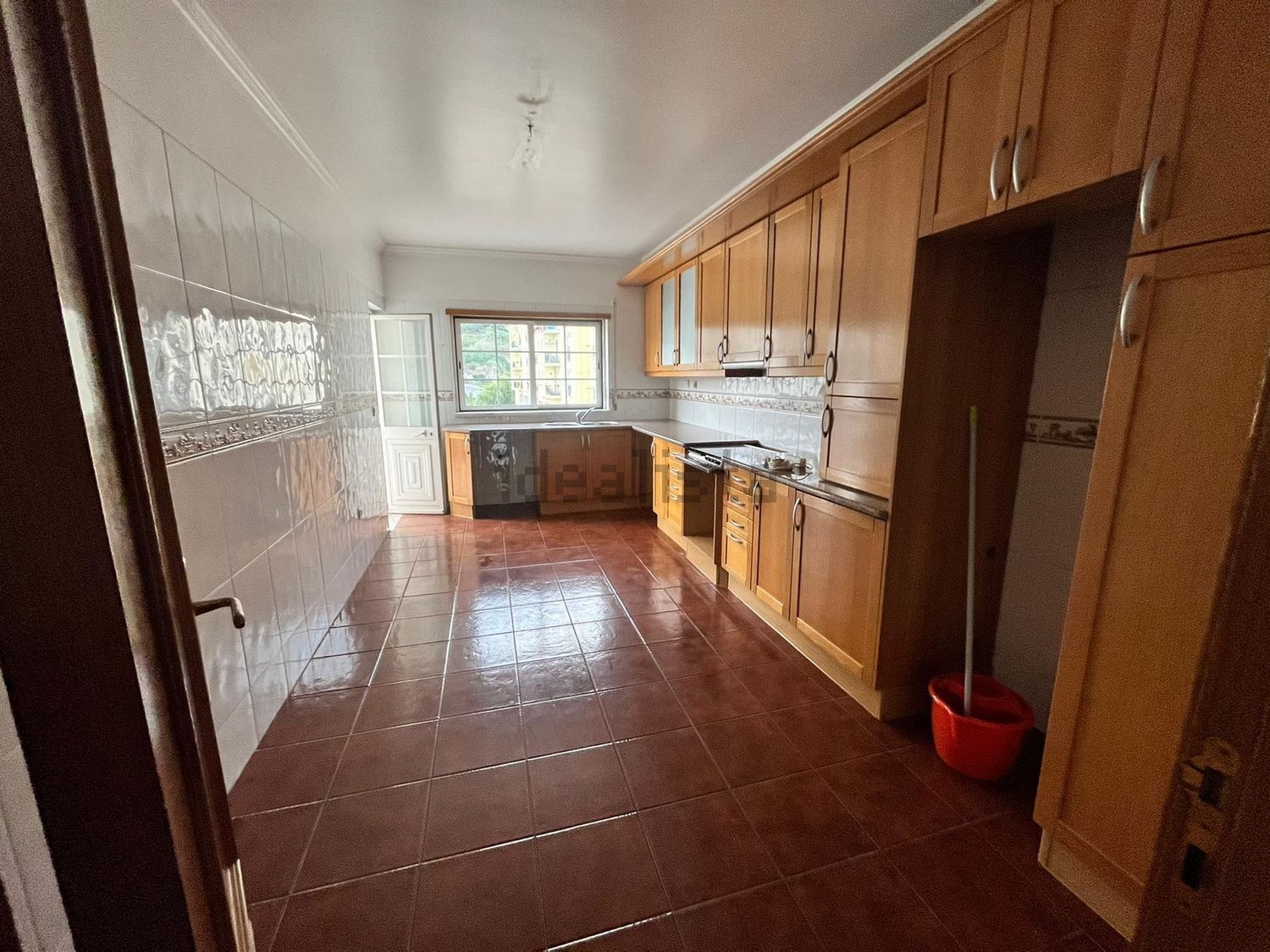 公寓 t2出售在Rua Heróis 9 de Abril, 5 - 厨房