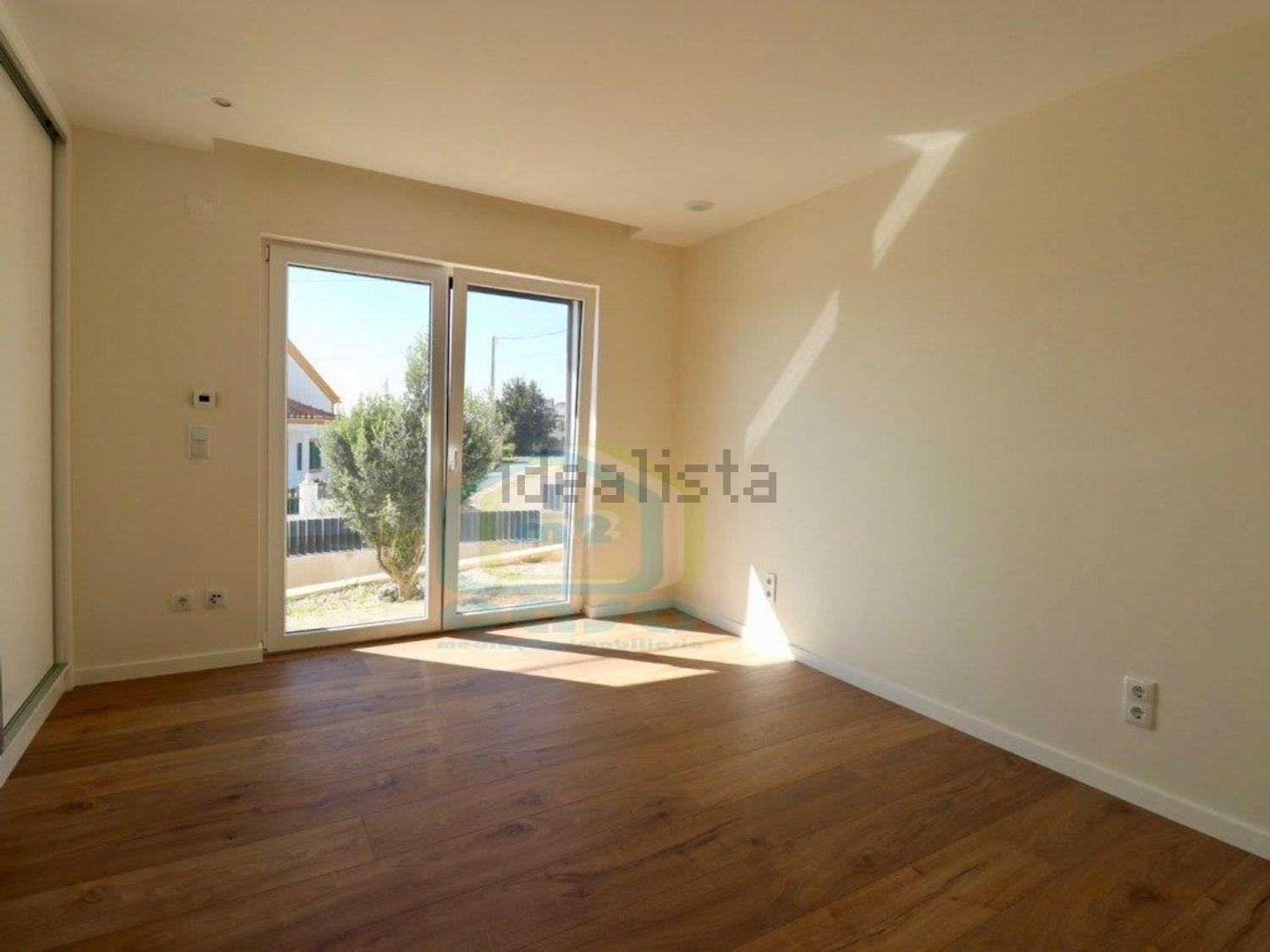 小楼房或独栋别墅出售在Rua das Flores - 卧室