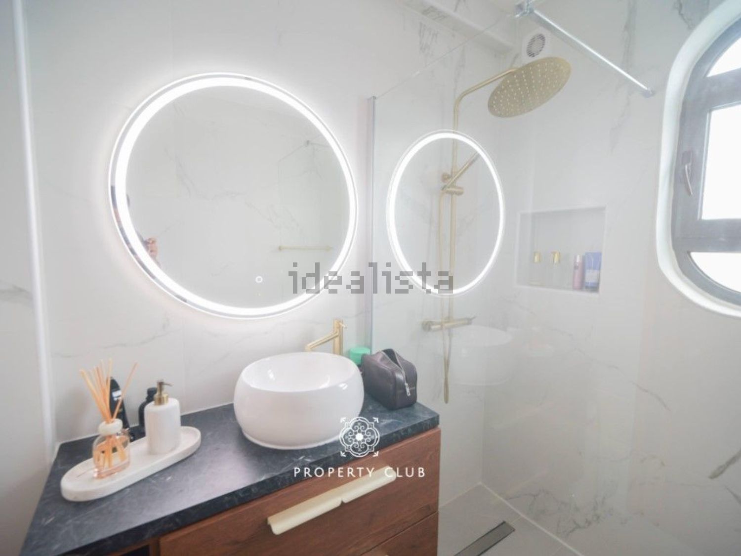 小楼房或独栋别墅出售在Rua Dórdio Gomes - 卫生间