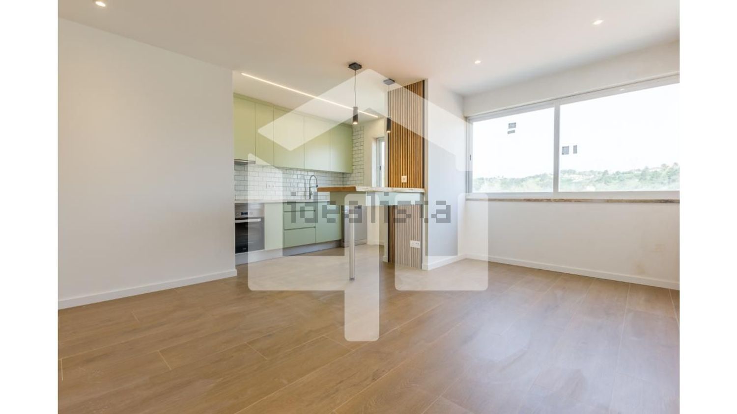 公寓 t2出售在Rua General Humberto Delgado s/n - 厨房