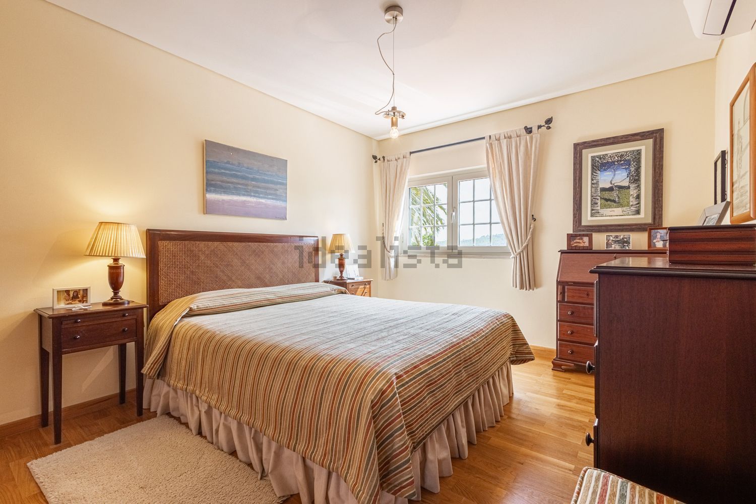 小楼房或独栋别墅出售Estr. da Serralheira de Baixo - 卧室