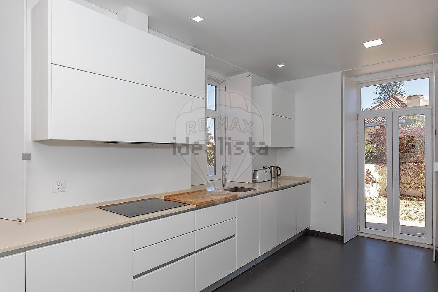 出租公寓 t2在Rua Nossa Senhora Egipto - 厨房