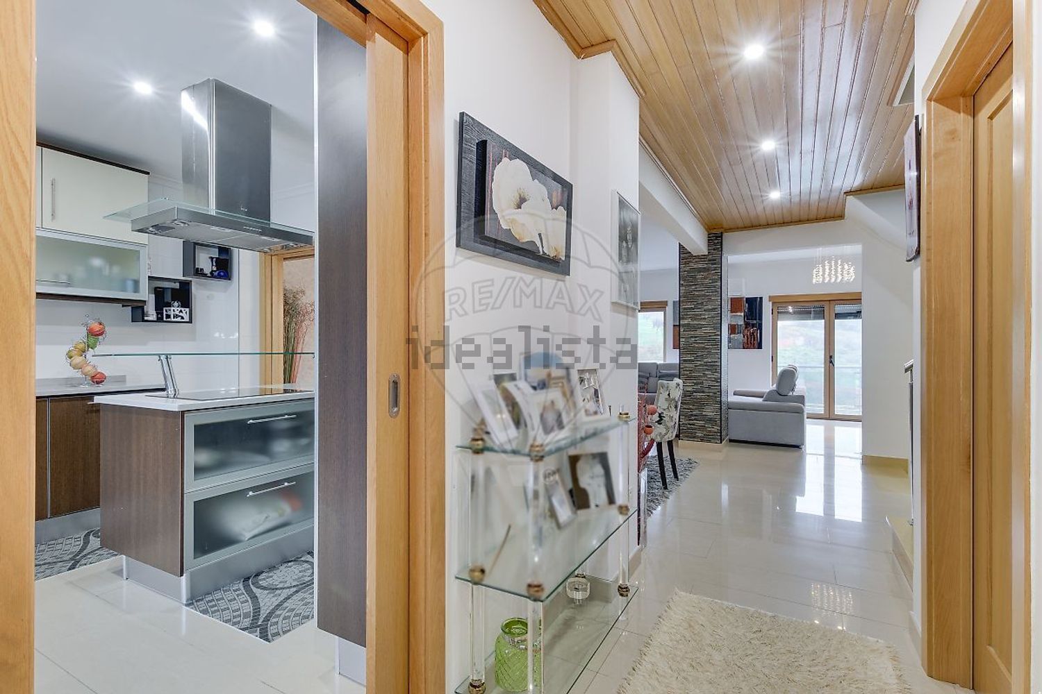 小楼房或独栋别墅出售在Rua Forças Armadas - 照片