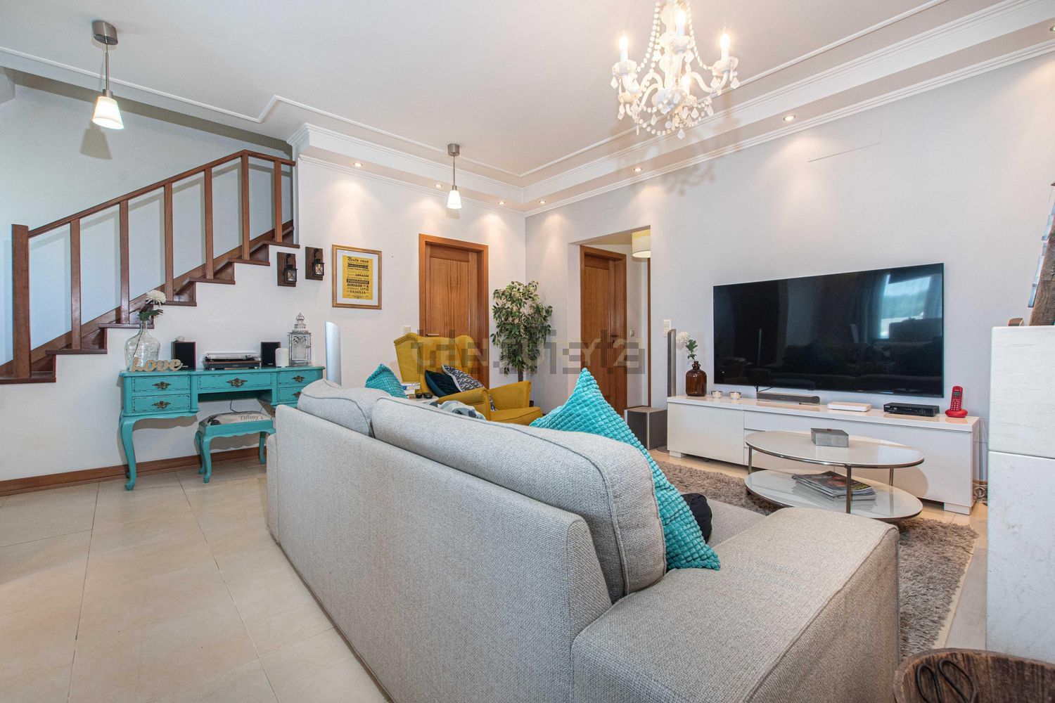 联排别墅出售在Venda do Pinheiro e Santo Estêvão das Galés - 客厅