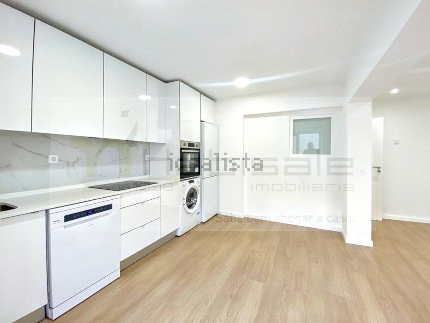 公寓 t2出售在Praça da Igreja, 5 - 厨房