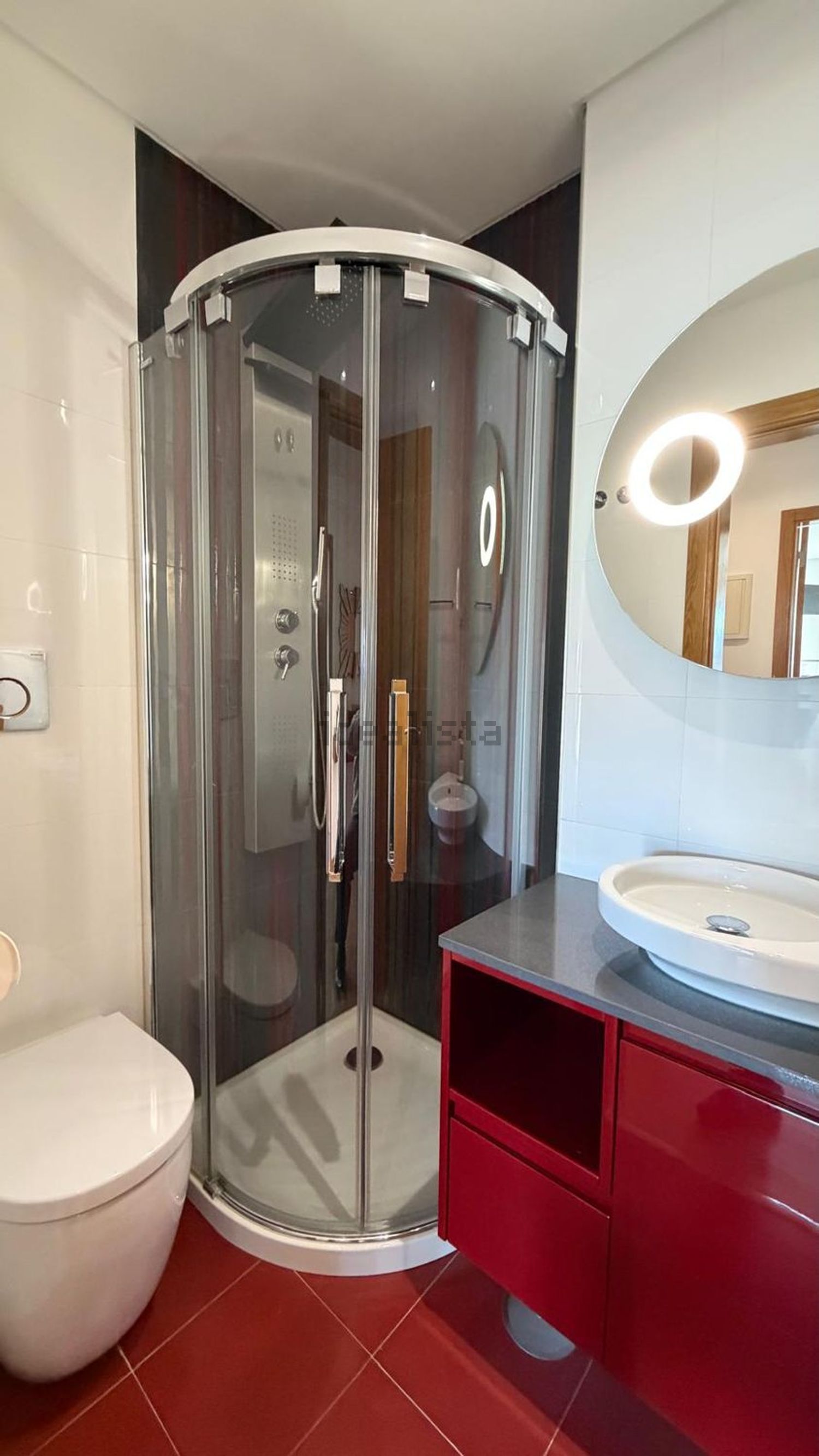 出租复式公寓在Rua Pompilio Silvestre, 15 - 卫生间