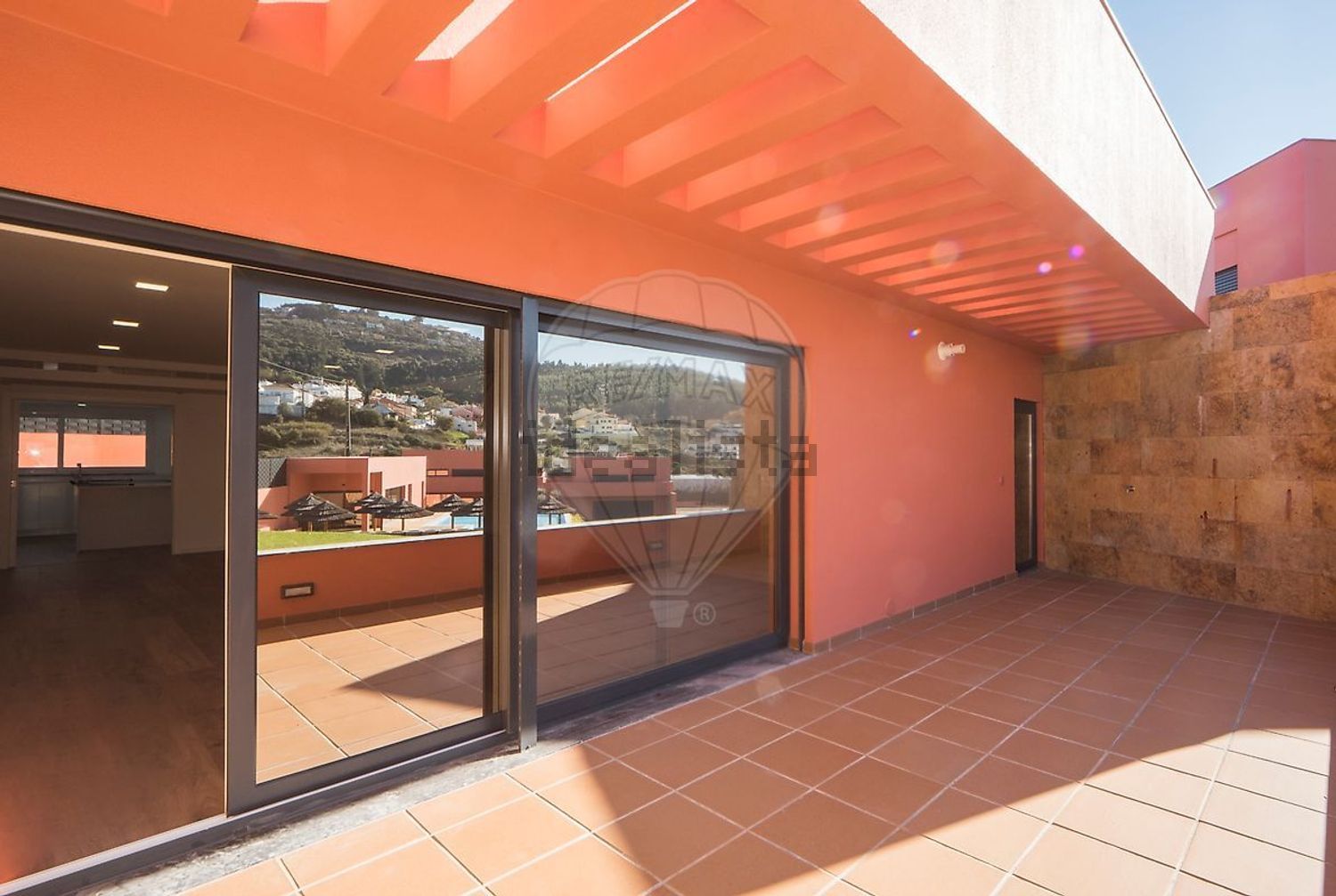 出租小楼房或独栋别墅Cm1318 - 阳台