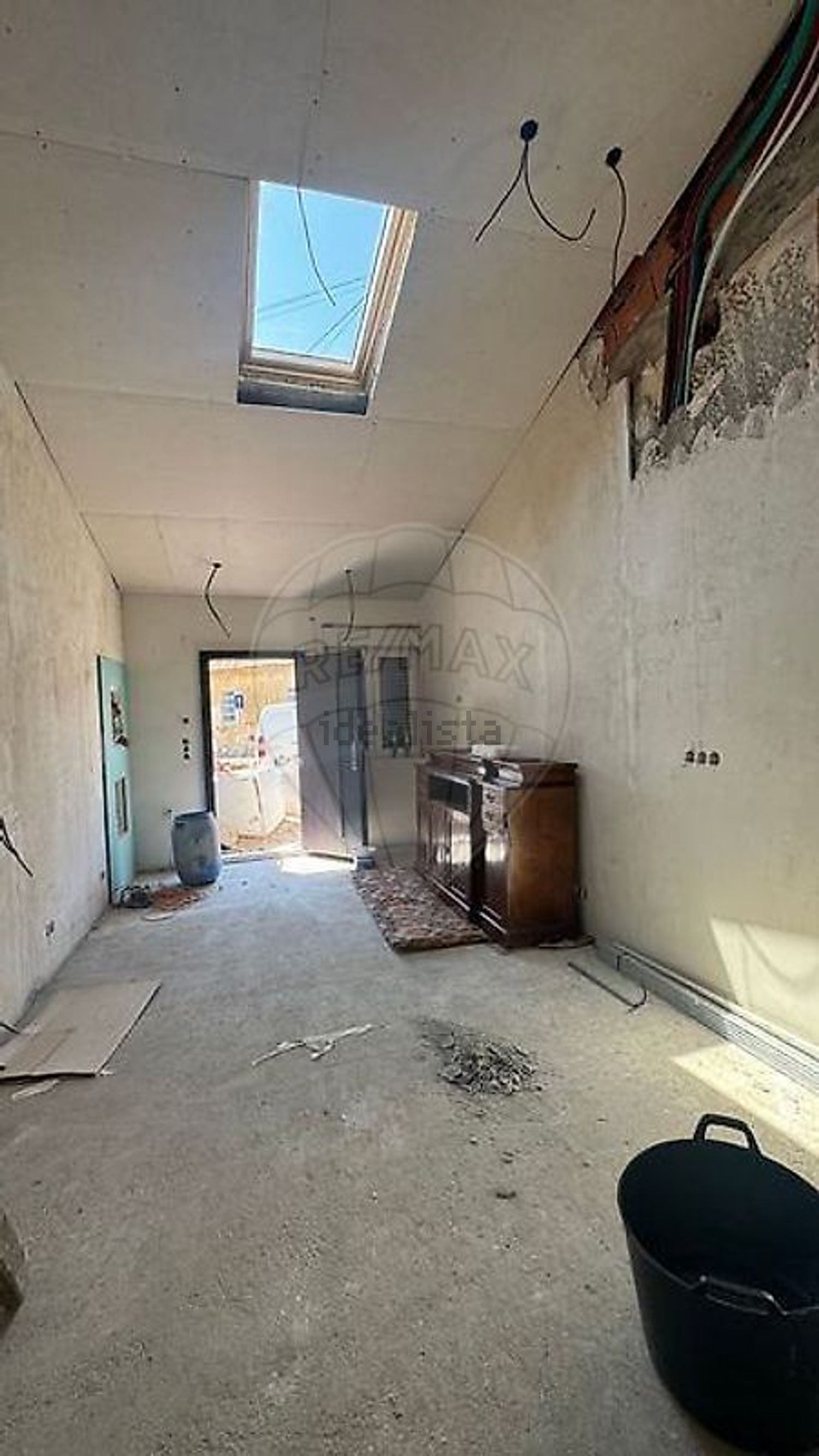 小楼房或独栋别墅出售在Largo Castelo Picado - 过道