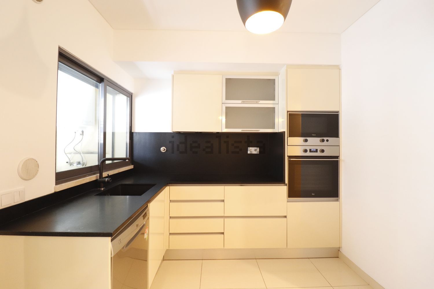 出租公寓 t2在Rua Ribeira dos Bogueiros, 46 - 厨房