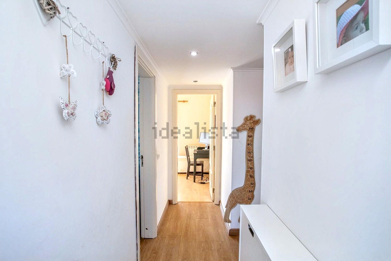 小楼房或独栋别墅出售在Rua dos Pintassilgos, 3 - 过道