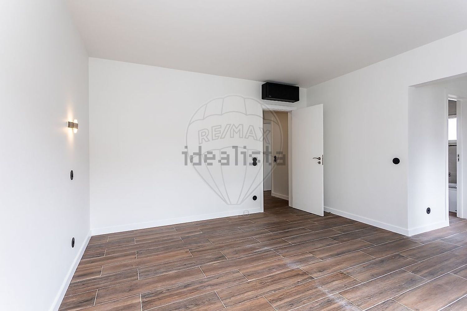 小楼房或独栋别墅出售在Rua Central - 居住