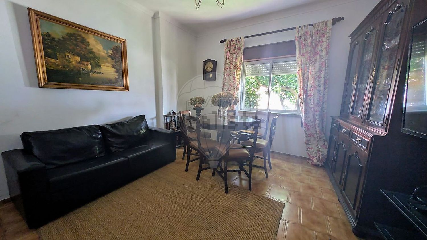 小楼房或独栋别墅出售在Rua 1º de Maio - 客厅