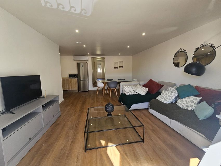 出租复式公寓在Rua Neves Costa, 15