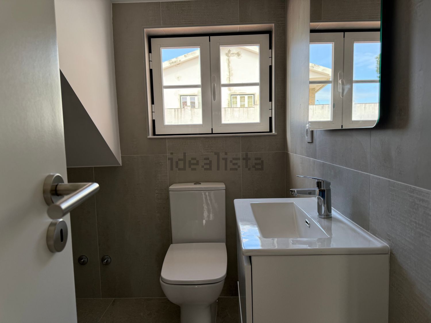 出租联排别墅在Avenida do Atlântico - 卫生间