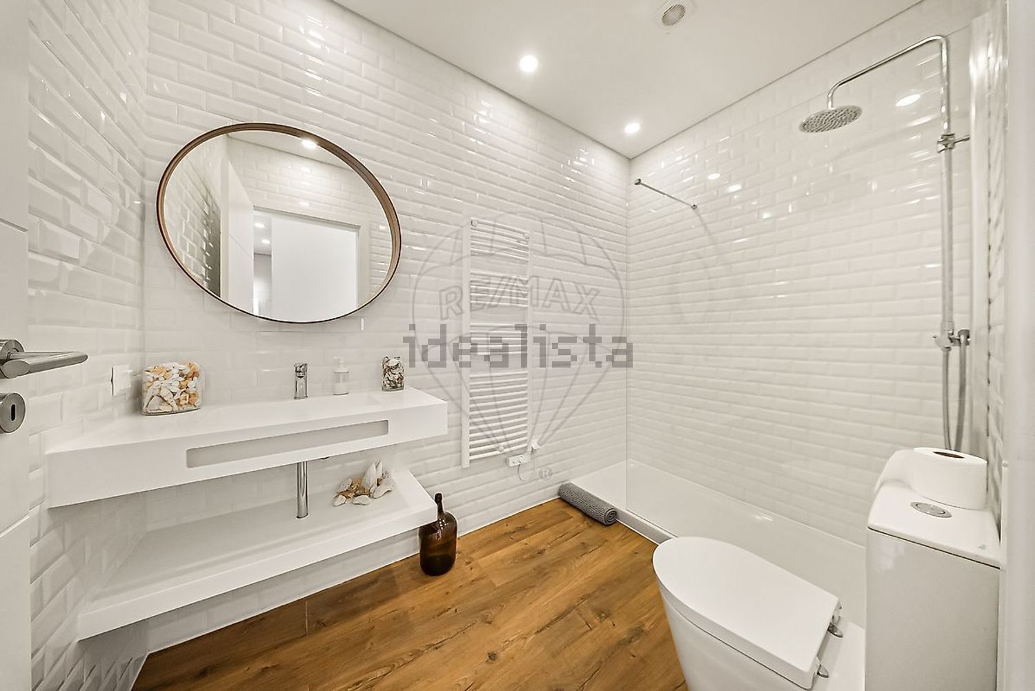 小楼房或独栋别墅出售在Bairro Vila Morena - 卫生间