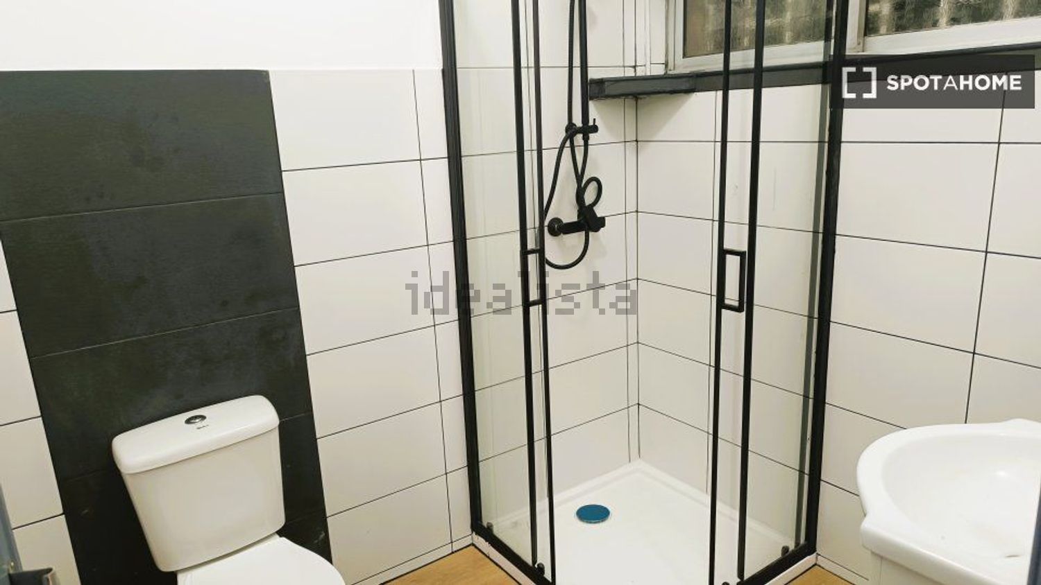 出租公寓 t1在Rua Marechal Gomes da Costa - 卫生间