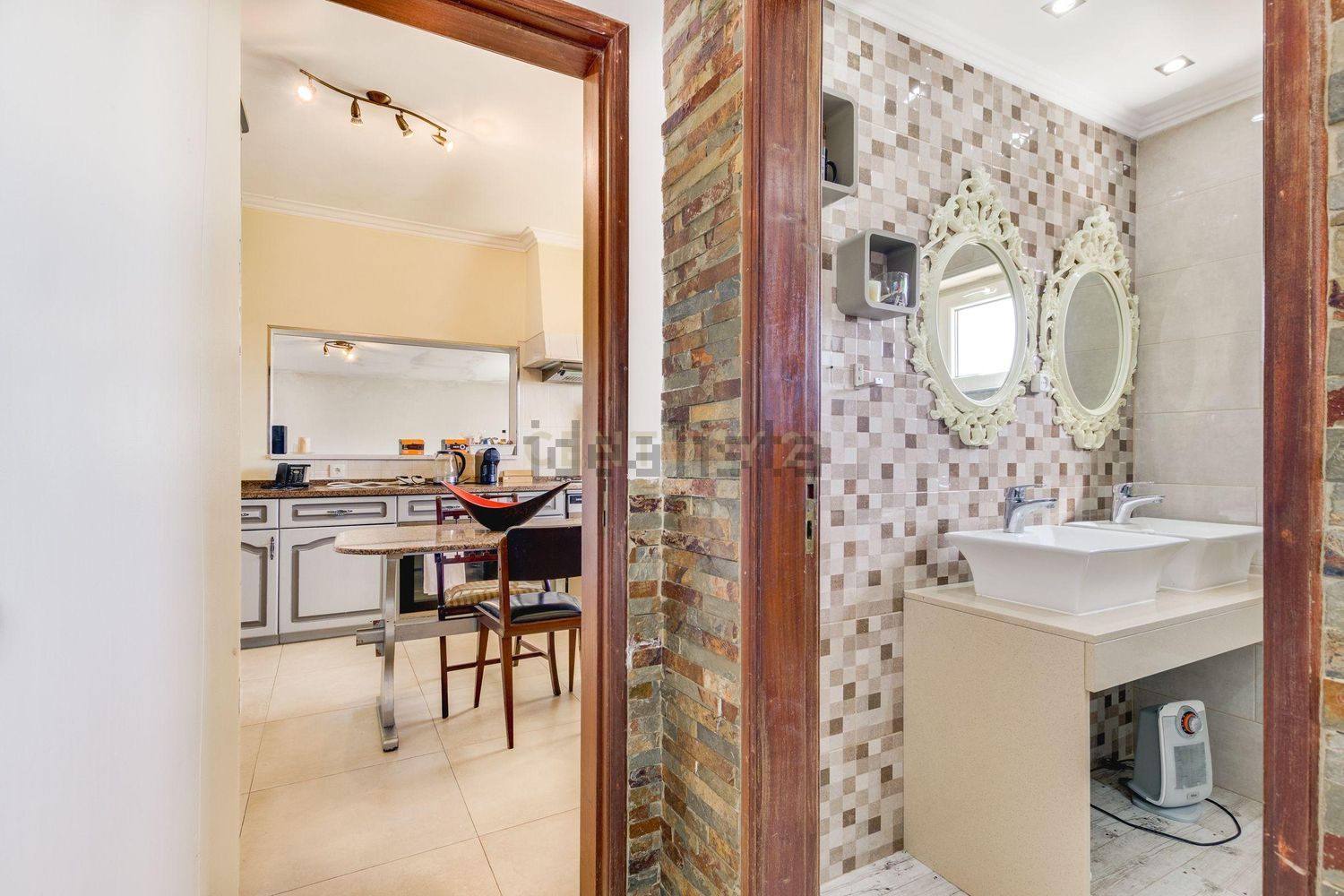 小楼房或独栋别墅出售在Rua São Valentim, 236 b - 照片