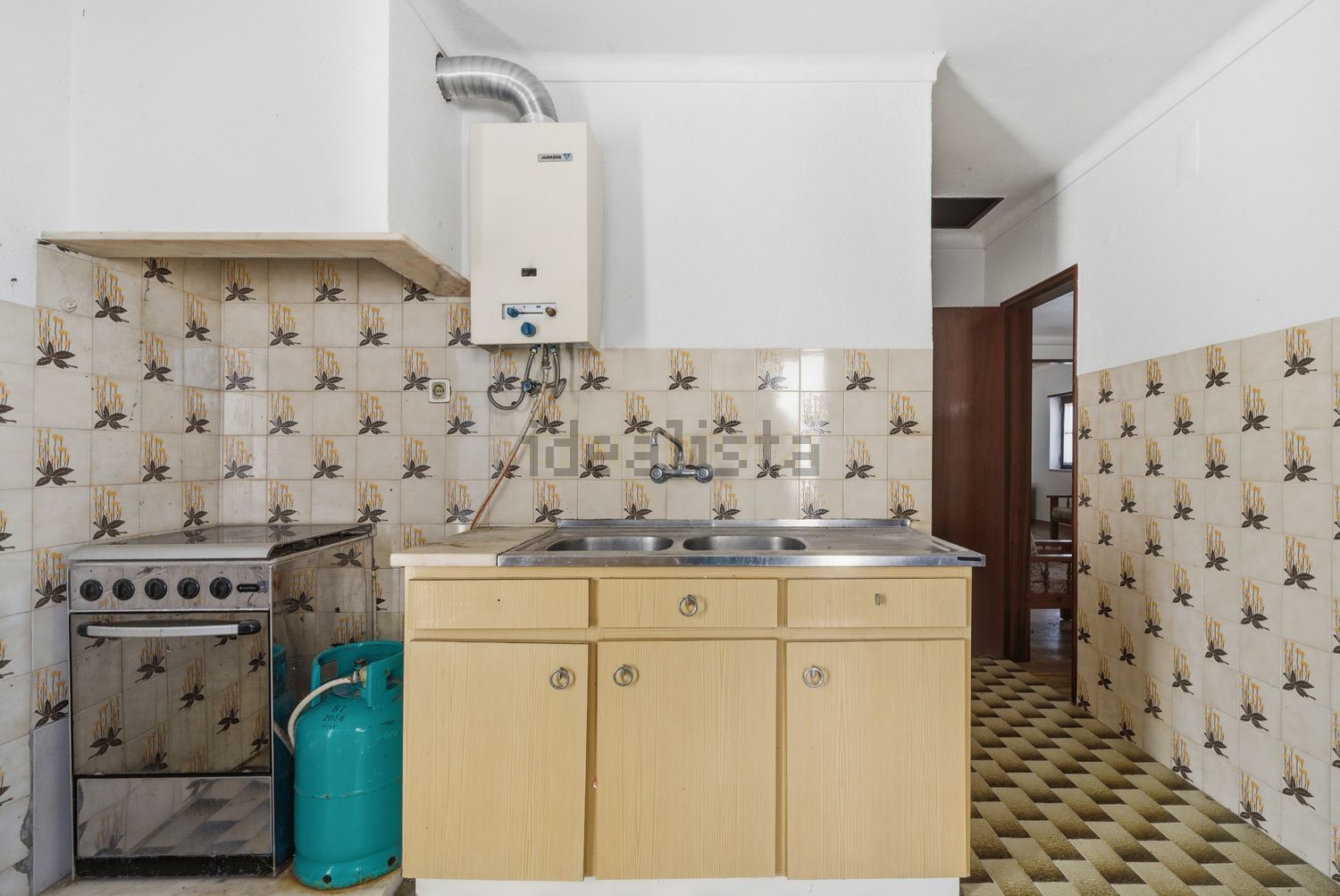 小楼房或独栋别墅出售在Rua do Relógio do Sol, 17 - 厨房