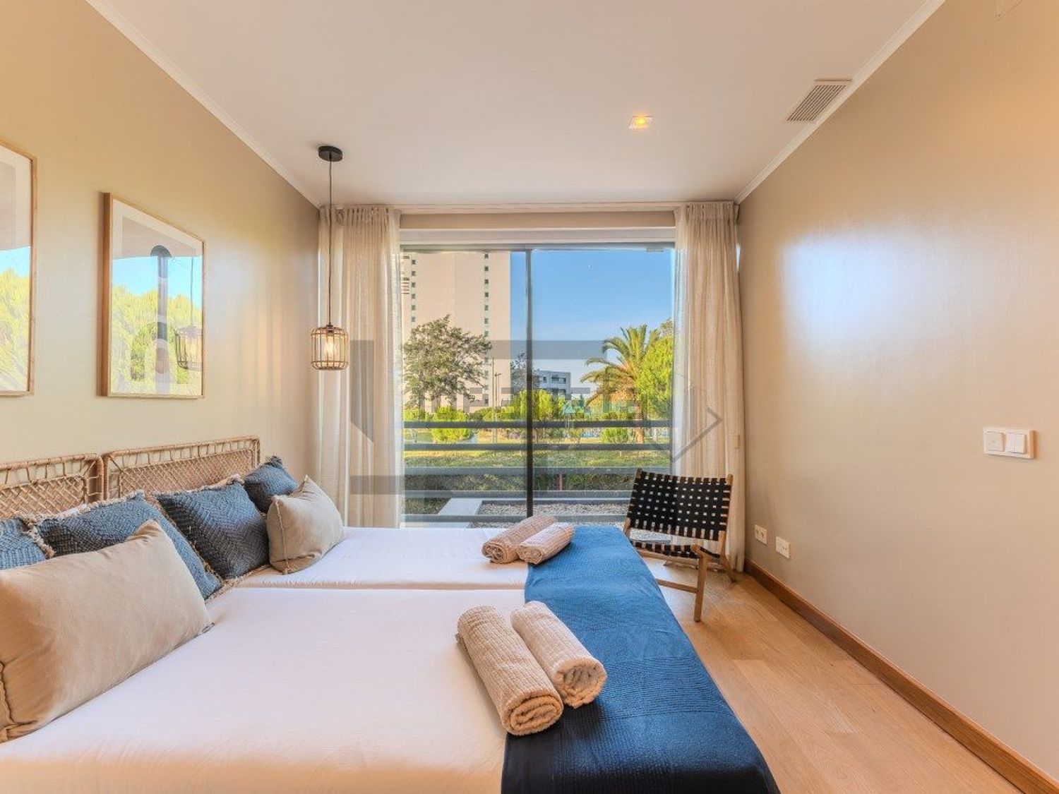 出租小楼房或独栋别墅在Alameda do Zambujeiro - 客厅